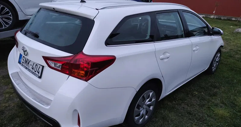 toyota Toyota Auris cena 16900 przebieg: 187000, rok produkcji 2014 z Radzymin